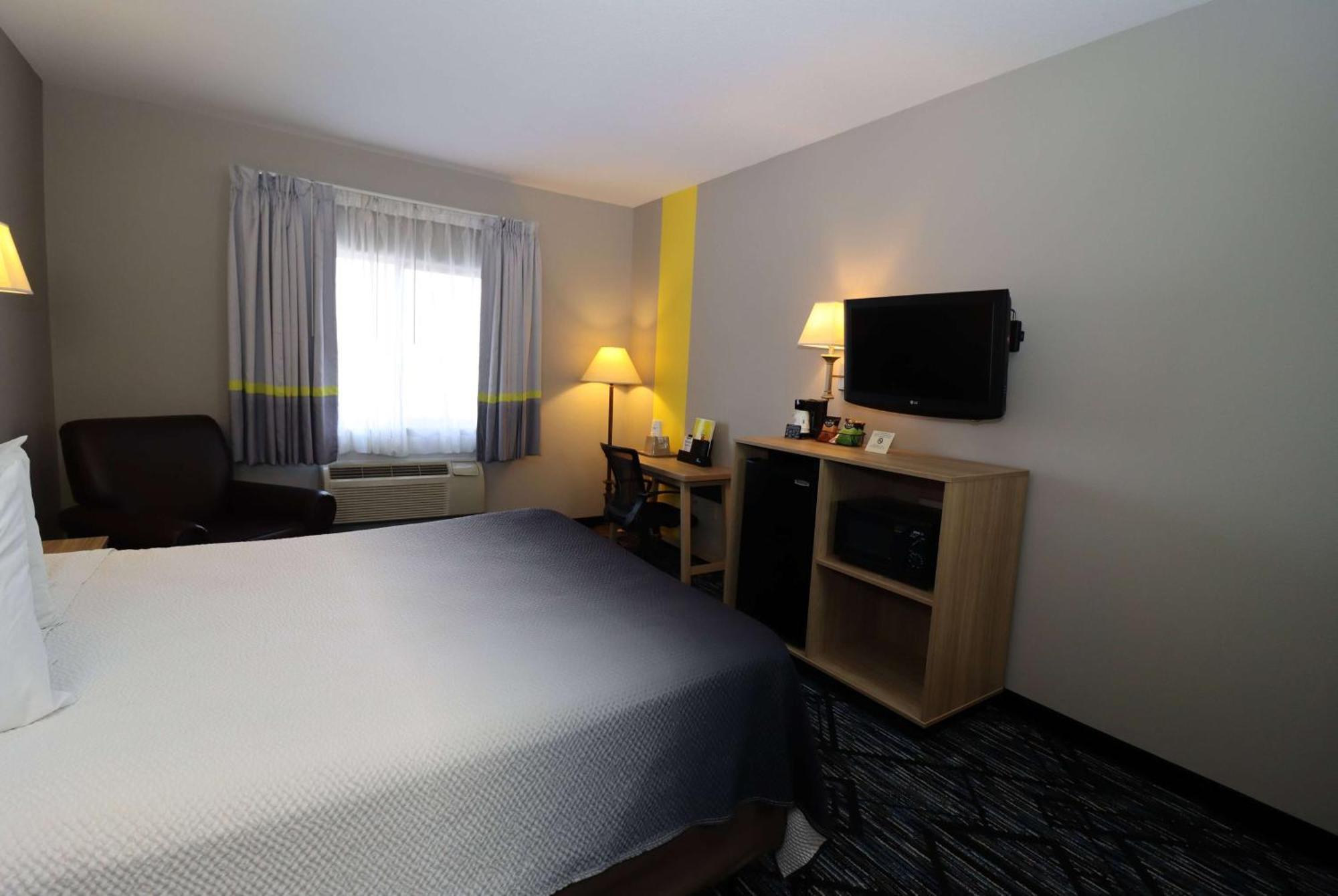 Super 8 By Wyndham Perryville Exterior foto