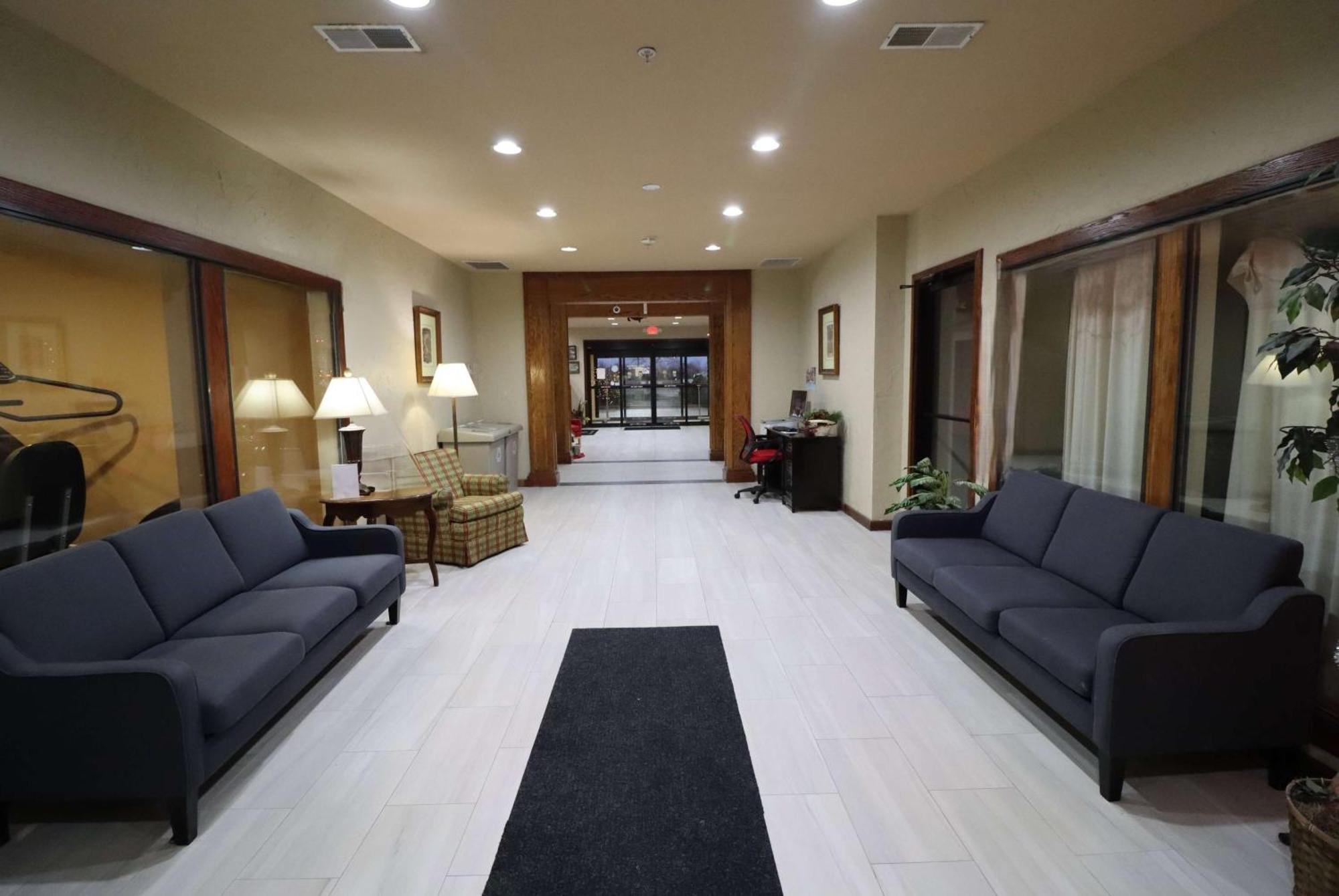 Super 8 By Wyndham Perryville Exterior foto